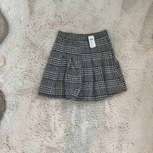 Brand new high waisted plaid skater skirt (small)